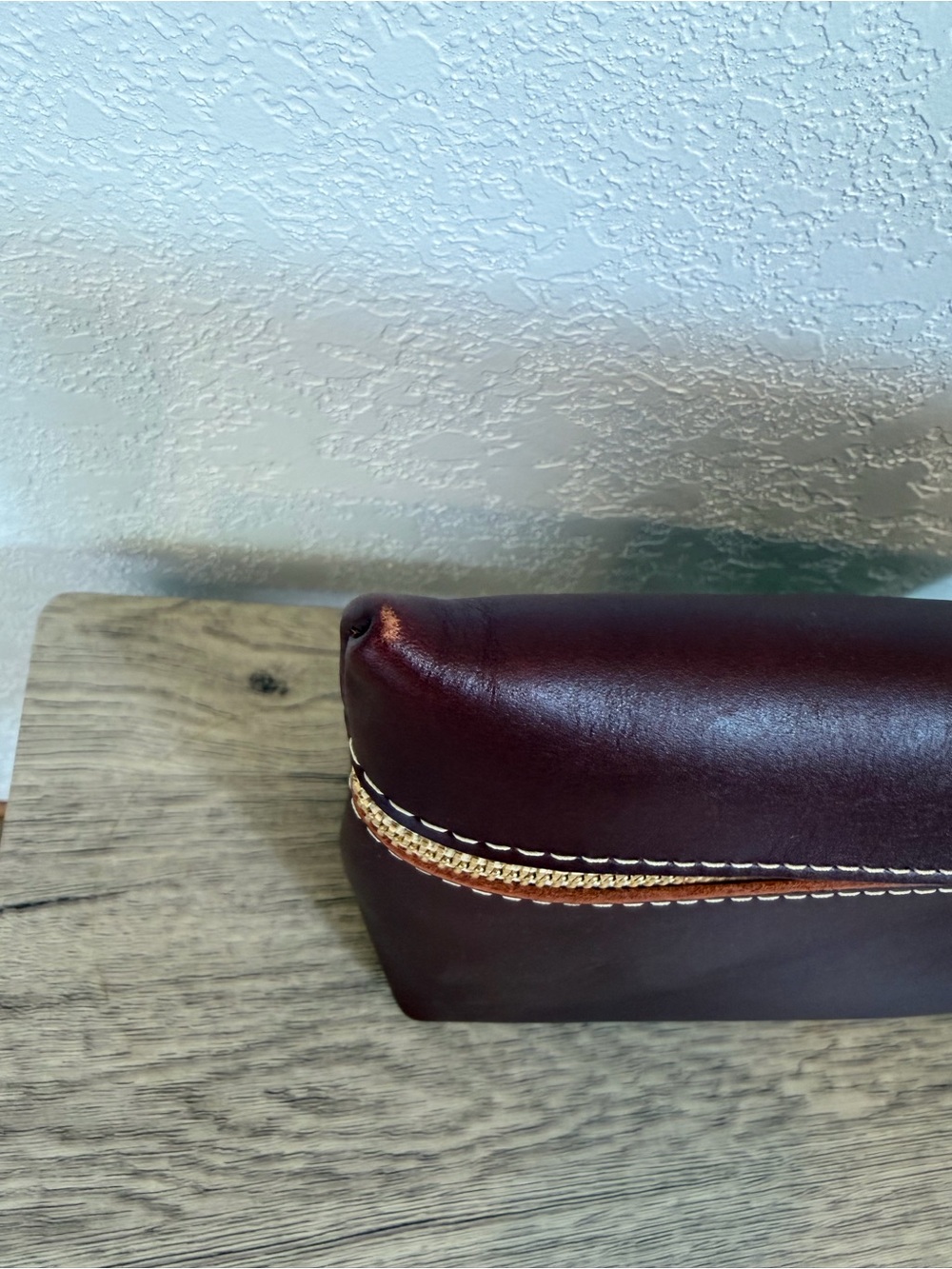 Portland Leather Goods XL makeup bag in Cognac - Picture 4 of 6